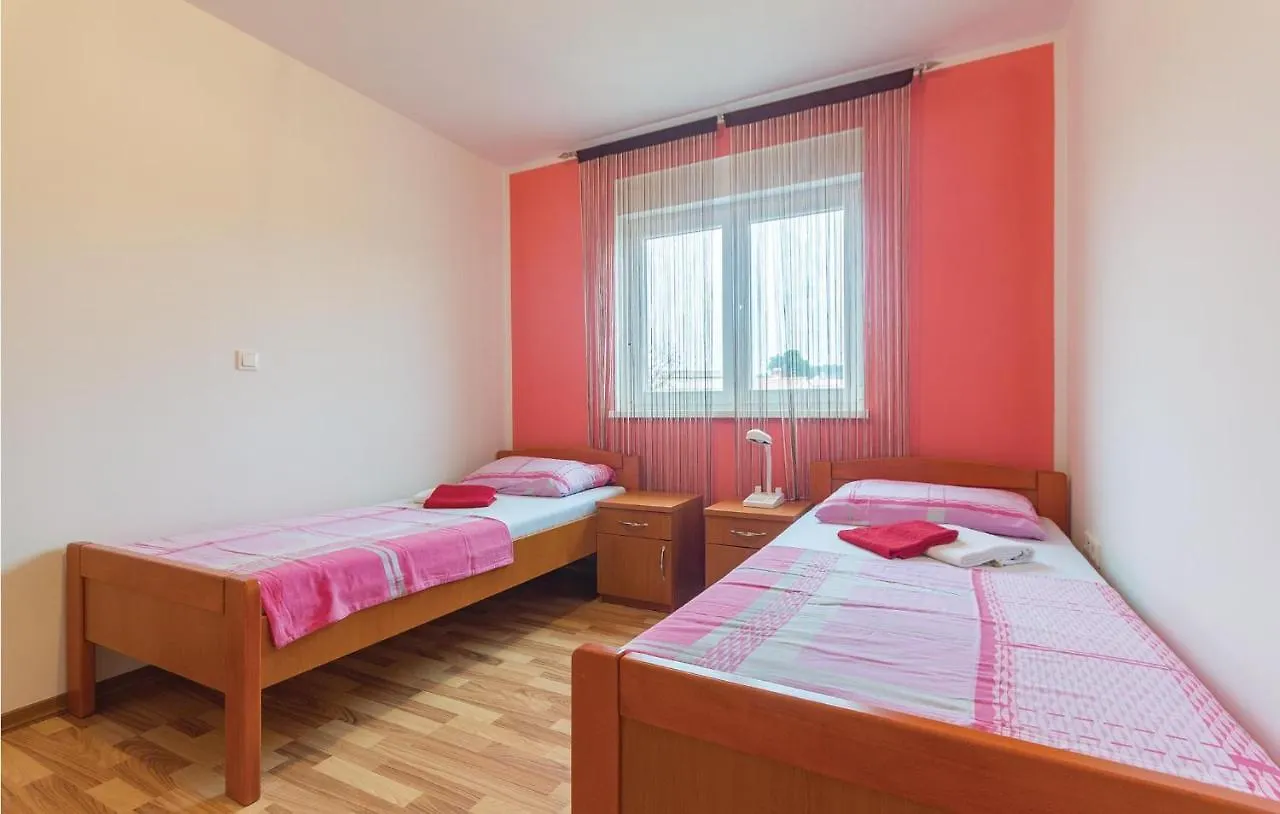 3 Bedroom Beautiful Apartment In Medulin 0*,  Hırvatistan