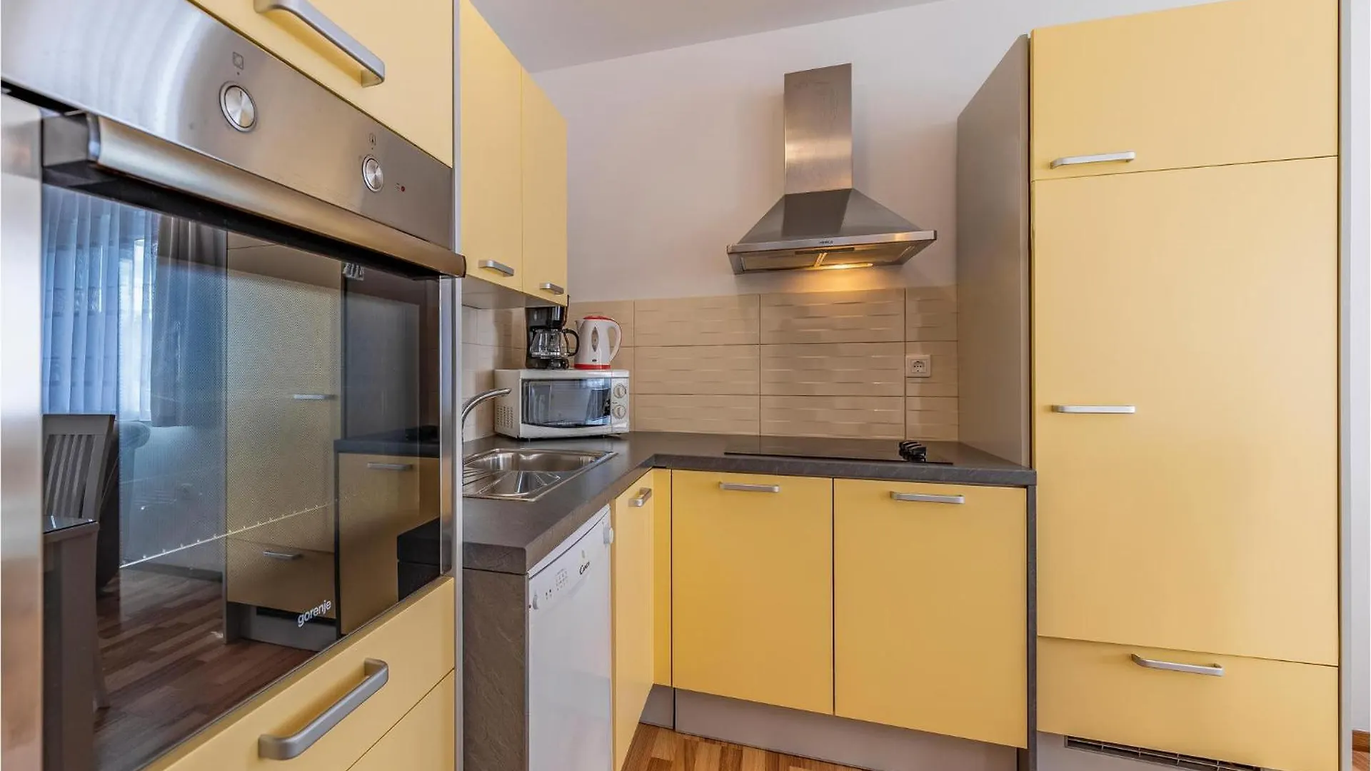 3 Bedroom Beautiful Apartment In Medulin 0*,