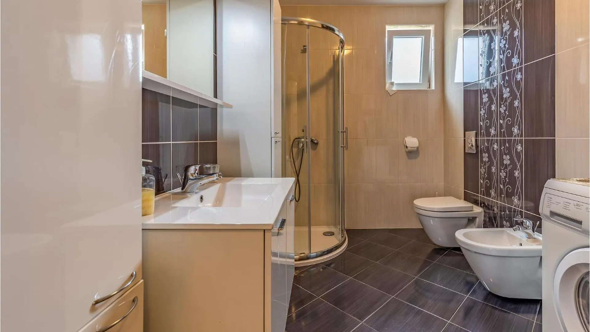 3 Bedroom Beautiful Apartment In Medulin