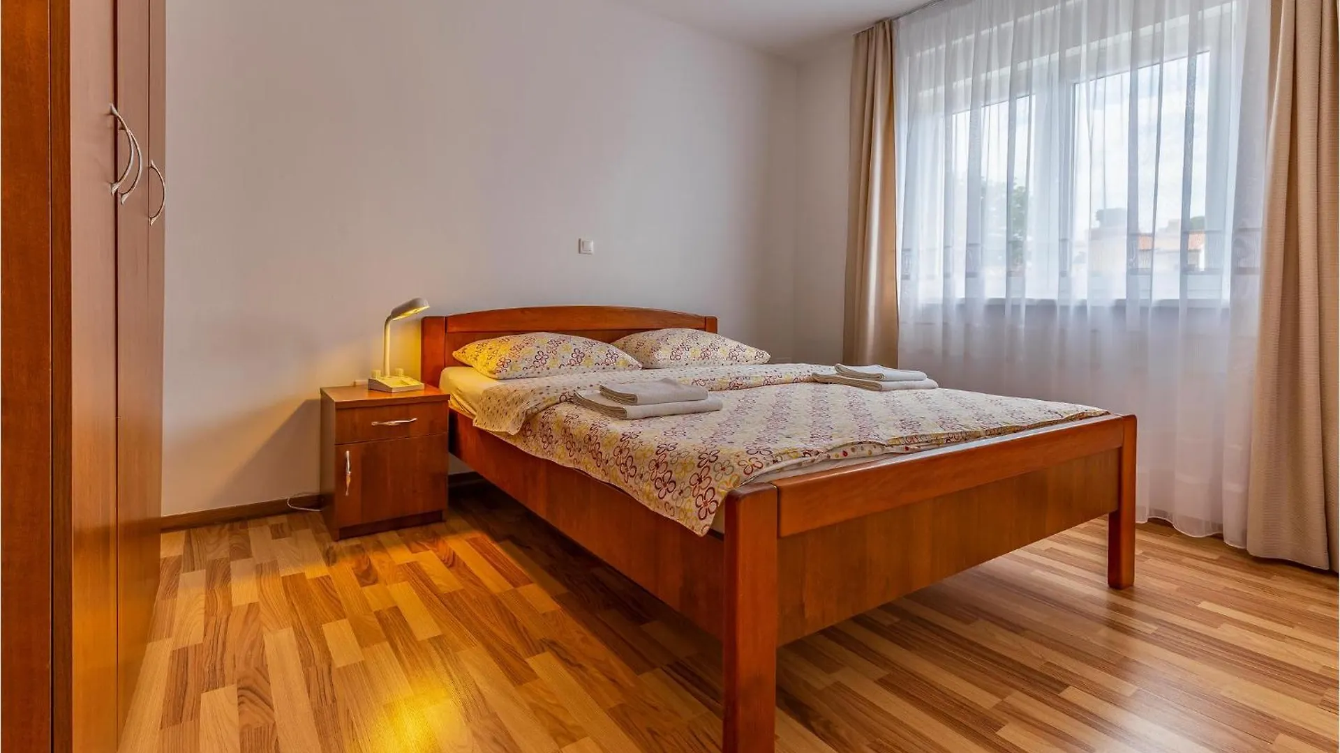 3 Bedroom Beautiful Apartment In Medulin